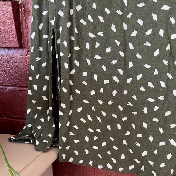 LOFT Green and White Patterned Midi Dress - Picture 4 of 4